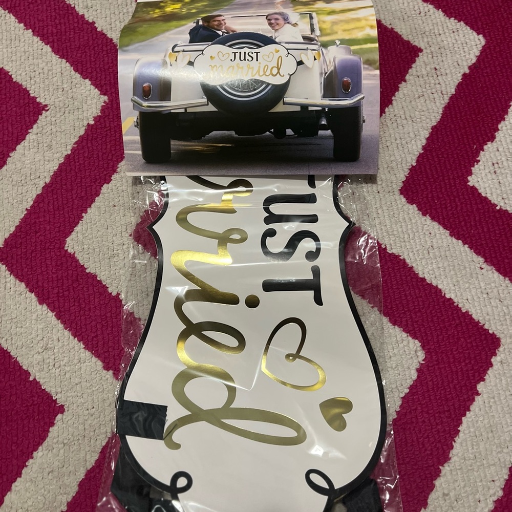 JUST MARRIED Car Banner